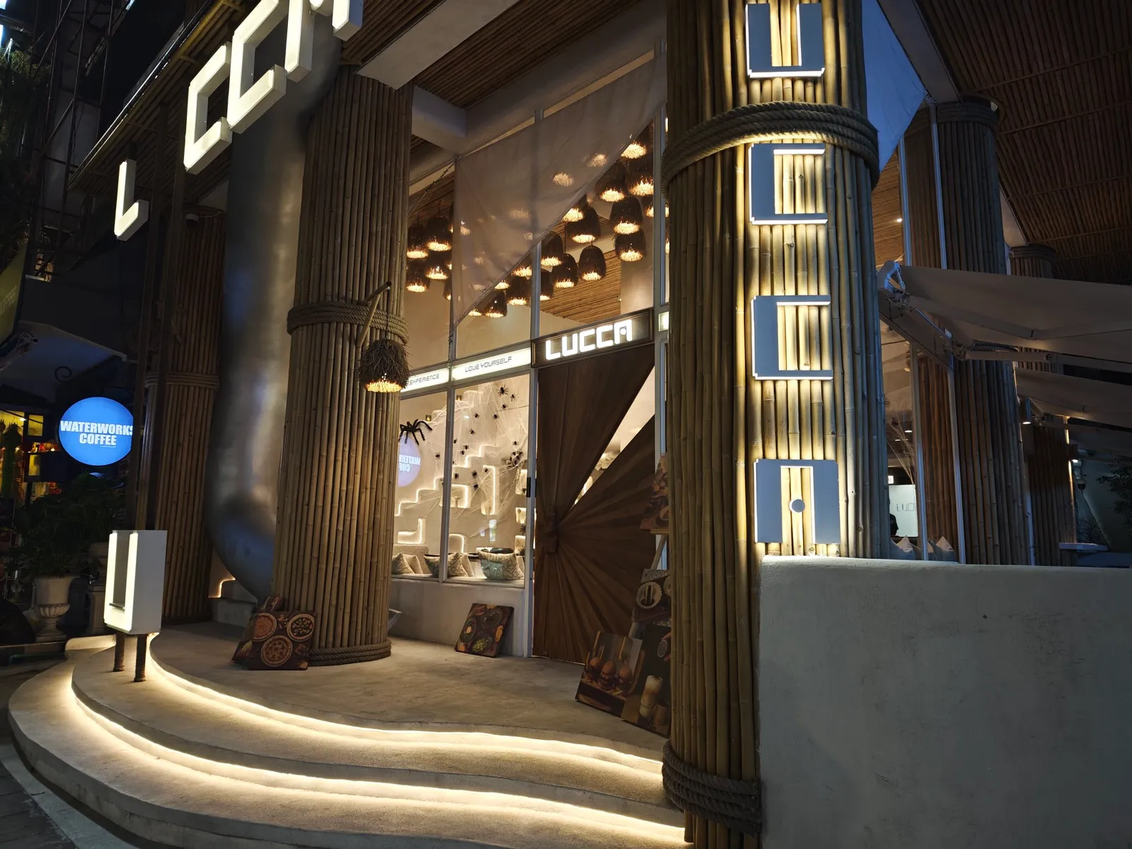 Lucca Thonglor photo 1