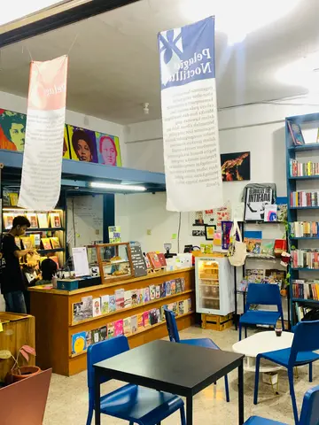 Toko Buku Pelagia
