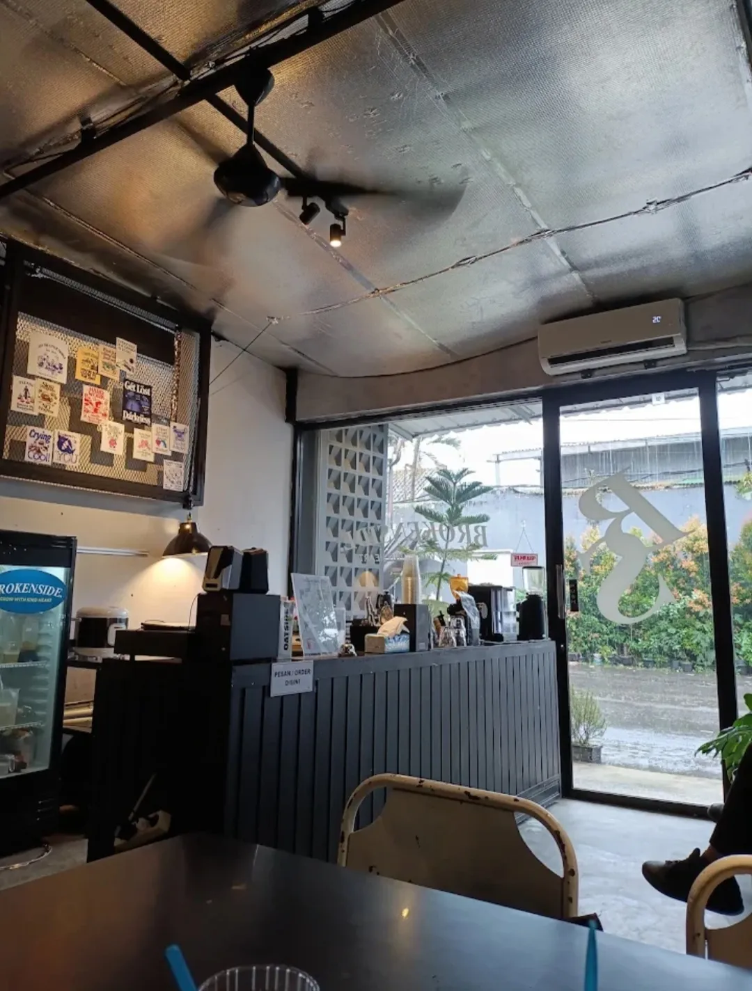 Brokenside Caffeine Club. photo 2